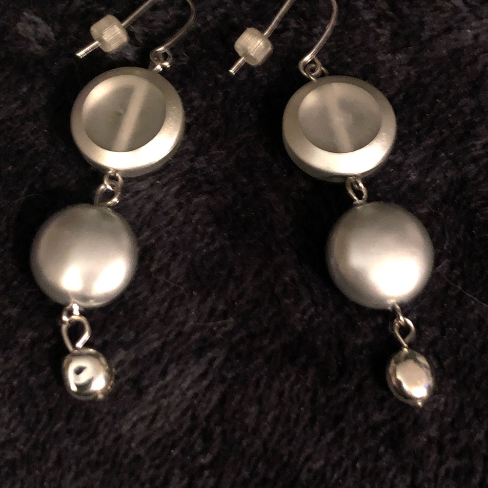 💜 SALE 2/$15 💜  VINTAGE earrings !!!